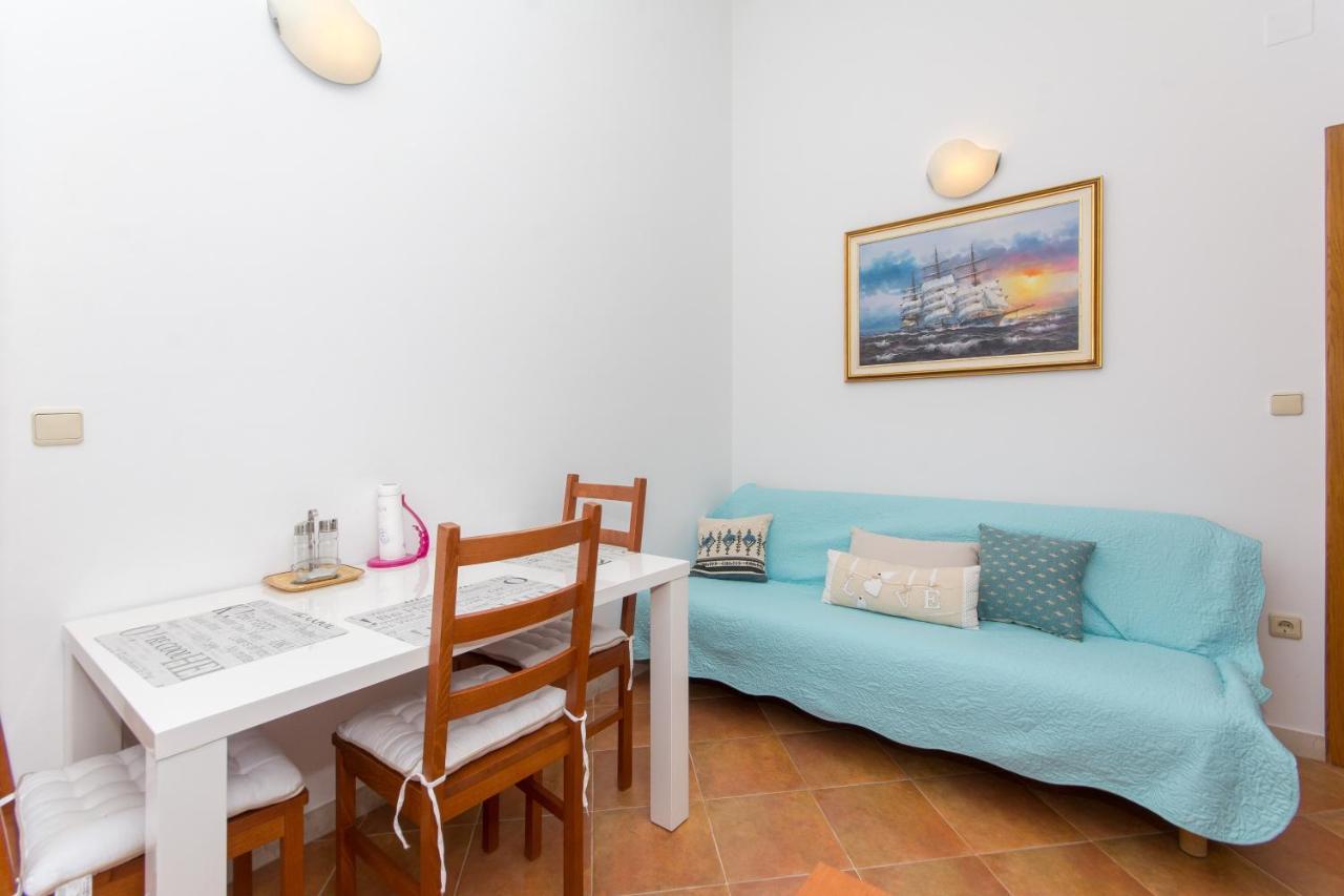 Modern Apartment With Sea View Дубровник Екстер'єр фото