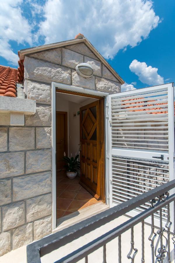 Modern Apartment With Sea View Дубровник Екстер'єр фото